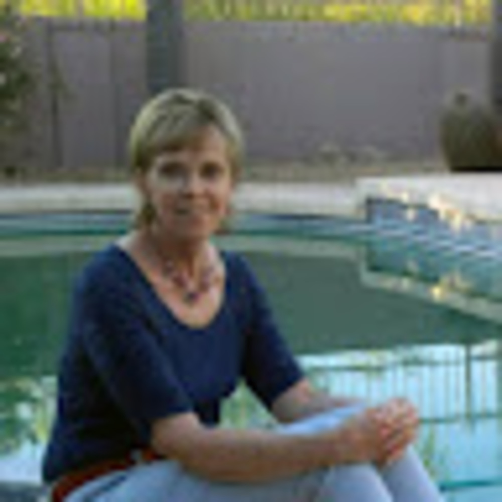 Meet your Posher, Lorrie